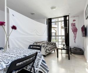 EMBAJADORES APARTMENT Madrid Spain