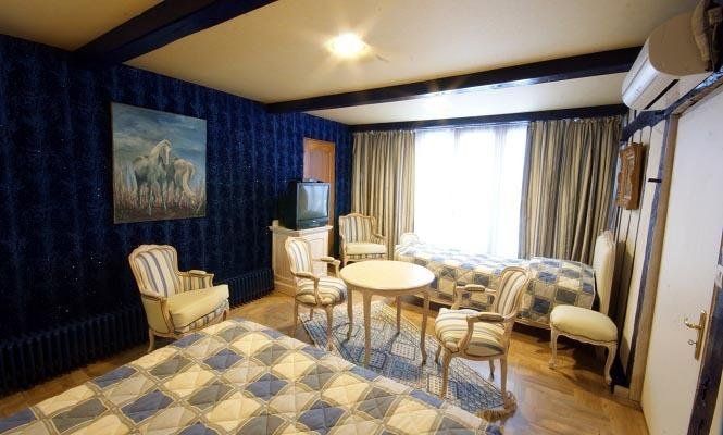 Hotel Photo 1
