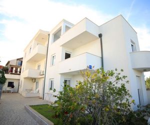 Apartments Markovina Slatine Croatia