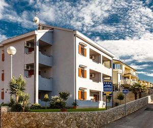 Apartments Kvarner 2 Malinska Croatia