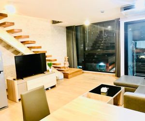 Luxury Duplex Sukhumvit69 Jacuzzi Closed BTS 3Mins Phra Khanong Thailand