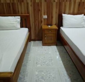 NearBy Hotel