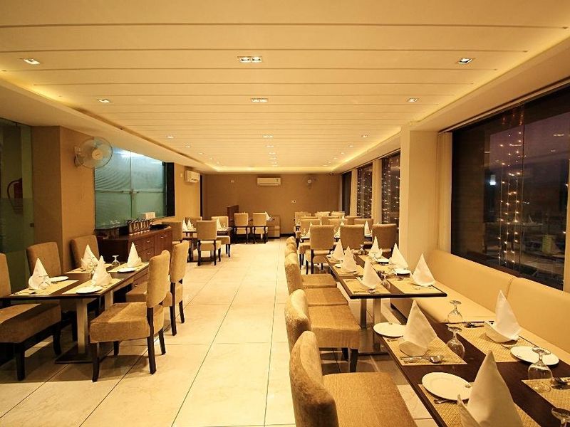 Hotel Photo 11