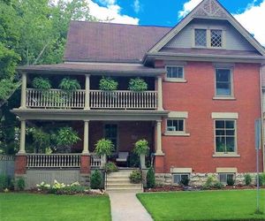 Magnolia House Bed & Breakfast Stratford Canada