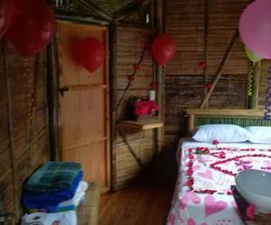 Adrianas Bambu-Lodge Guatape Colombia