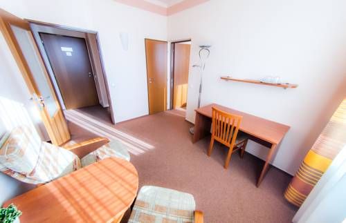Hotel Photo 7