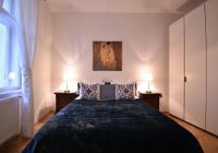 Отзывы Cozy Flat by The Astronomical Clock