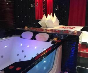 Le Cabaret Vip SPA Lyon France