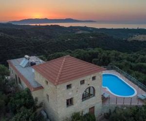 Villa Kourouni Kato Stalos Greece