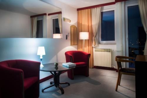 Hotel Photo 9