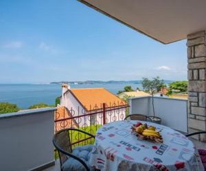 Apartment Crveni Crveni Vrh Croatia