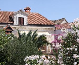 Villa Rustika Sutivan Croatia