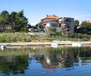 Seaside apartments with a swimming pool Nin (Zadar) - 6153 Nin Croatia