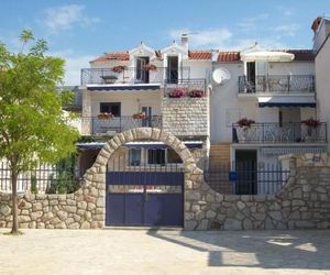 Apartment Jezera 5057d Jezera Croatia