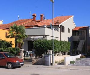 Apartments with a parking space Fazana - 7205 Fazana Croatia