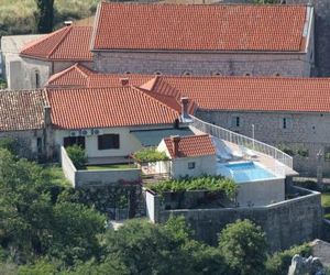 Holiday house with a swimming pool Dubravka (Dubrovnik) - 9101 Gruda Croatia