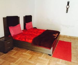 Private Cottage near Bhatta Fall Mussoorie India