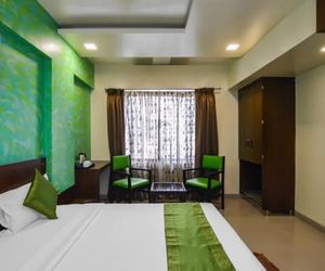 OYO 693 Hotel Ranjanas Hospitality Pimpri-Chinchwad India