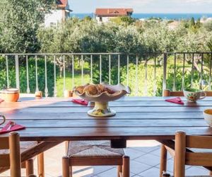 Beautiful house with sea view and amazing garden Santa Maria Italy