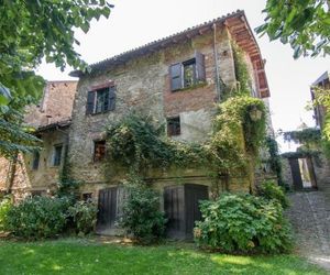 Historic Castle in Tagliolo Monferrato Amidst Vineyards Roveta Italy