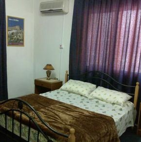 NearBy Hotel