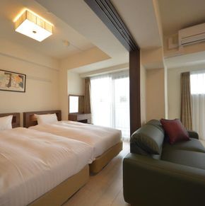 NearBy Hotel
