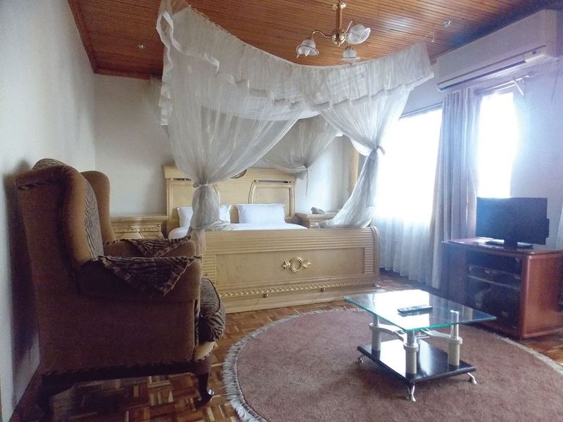 Hotel Photo 11