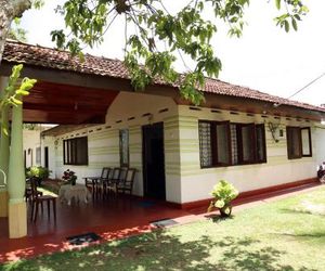 Surf reef guest house Mirissa Sri Lanka