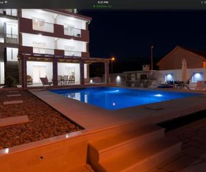 Villa Sandy Apartments Tivat Montenegro