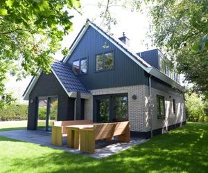 Peaceful Child-friendly Villa in De Koog near Sea De Koog Netherlands