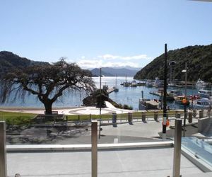 Picton Waterfront Oxleys Luxury Apartment Picton New Zealand