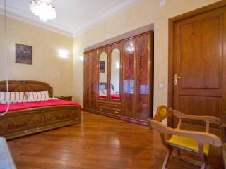 Apartment on Kirochnaya 22