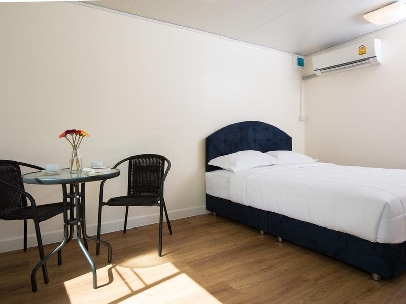 Hotel Photo 8