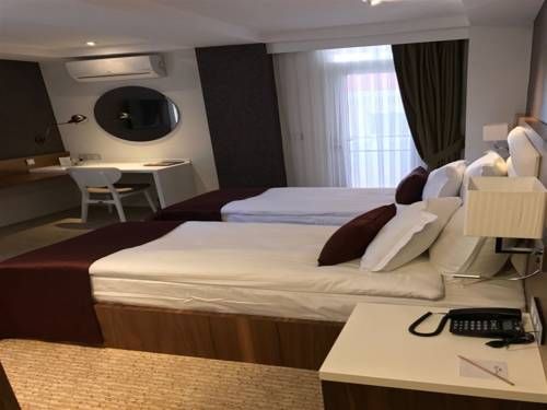 Hotel Photo 8