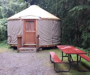 Snowflower Camping Resort 16 ft. Yurt 10 Norden United States