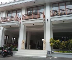 Wahyu Dana Hotel Singaraja Indonesia