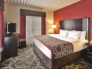 Hotel pic La Quinta by Wyndham Elkview - Charleston NE