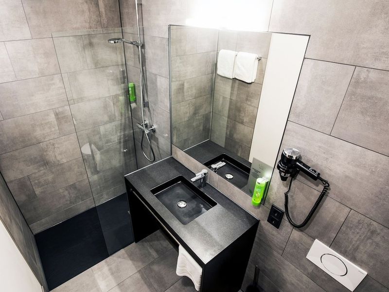 Hotel Photo 9