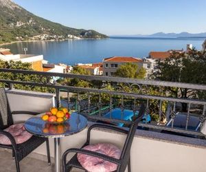 Apartmani Nina & Mili Igrane Croatia