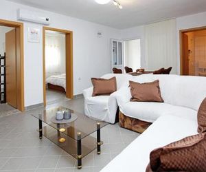 Rose Garden Apartments Bol Croatia