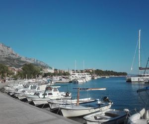 Apartments Kapetanova Kci Baska Voda Croatia