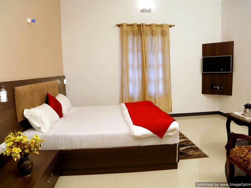 Hotel Photo 8