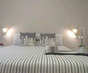 8 Colonne Apartments Bologna Italy