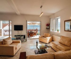 Holiday Home Amanda Hollick Tivat Montenegro