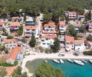 Apartments by the sea Basina (Hvar) - 11923 Vrbanj Croatia