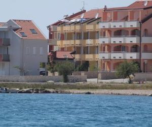 Apartments by the sea Povljana (Pag) - 3316 Nova Poljana Croatia