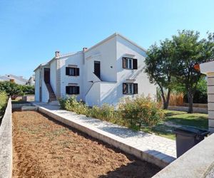 Apartments with a parking space Pag - 11358 Pag Croatia