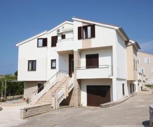 Apartments by the sea Novalja (Pag) - 3307 Novaglia Croatia