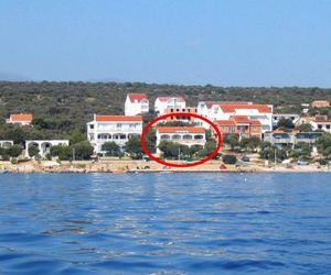 Apartments by the sea Mandre (Pag) - 8655 Kolan Croatia