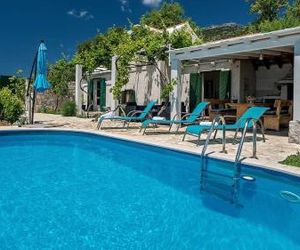 Family friendly house with a swimming pool Bol (Brac) - 12228 Bol Croatia